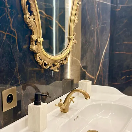 De Luxe Bord De Apartamento Rocabruna