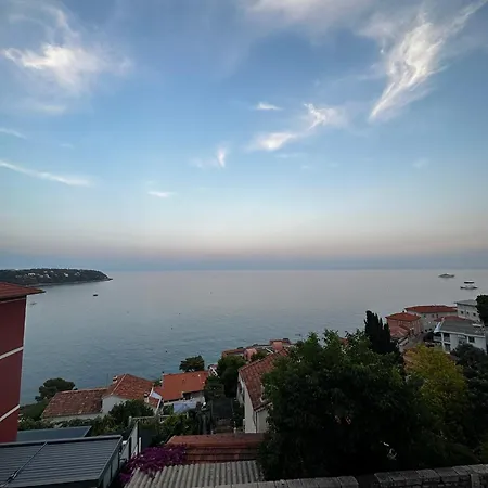 Apartamento De Luxe Bord De Avec Vue Mer, Terrasse Et Parking Roquebrune-Cap-Martin