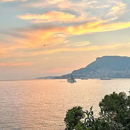 De Luxe Bord De Avec Vue Mer, Terrasse Et Parking * Roquebrune-Cap-Martin