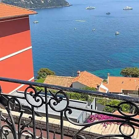 De Luxe Bord De Avec Vue Mer, Terrasse Et Parking Apartment