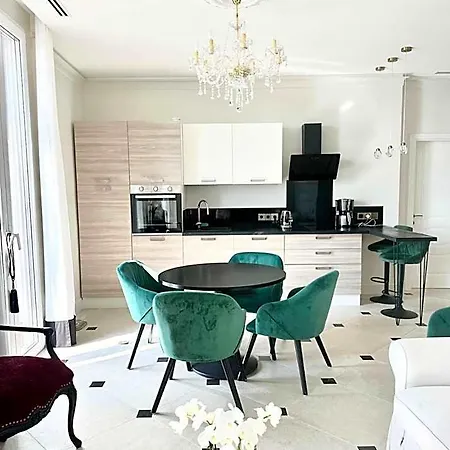 De Luxe Bord De Avec Vue Mer, Terrasse Et Parking Apartment Roquebrune-Cap-Martin